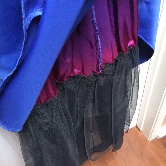 Formal gown - Picture 4 of 6